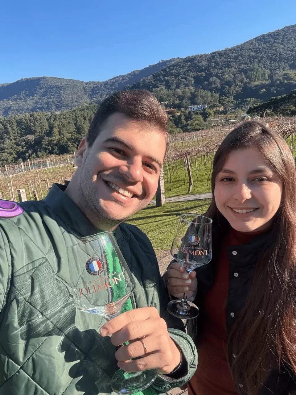 Esposa faz homenagem emocionante após morte de piloto em queda de avião em Marília: “Te amo eternamente”